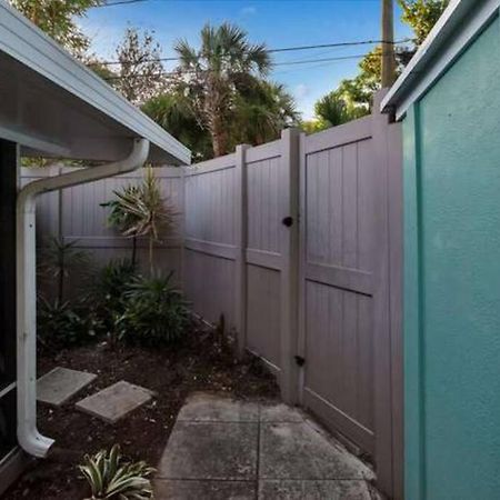 Charming Studio W Pool One Mile To Beach Pets Welcome Lake Worth Beach Exterior foto